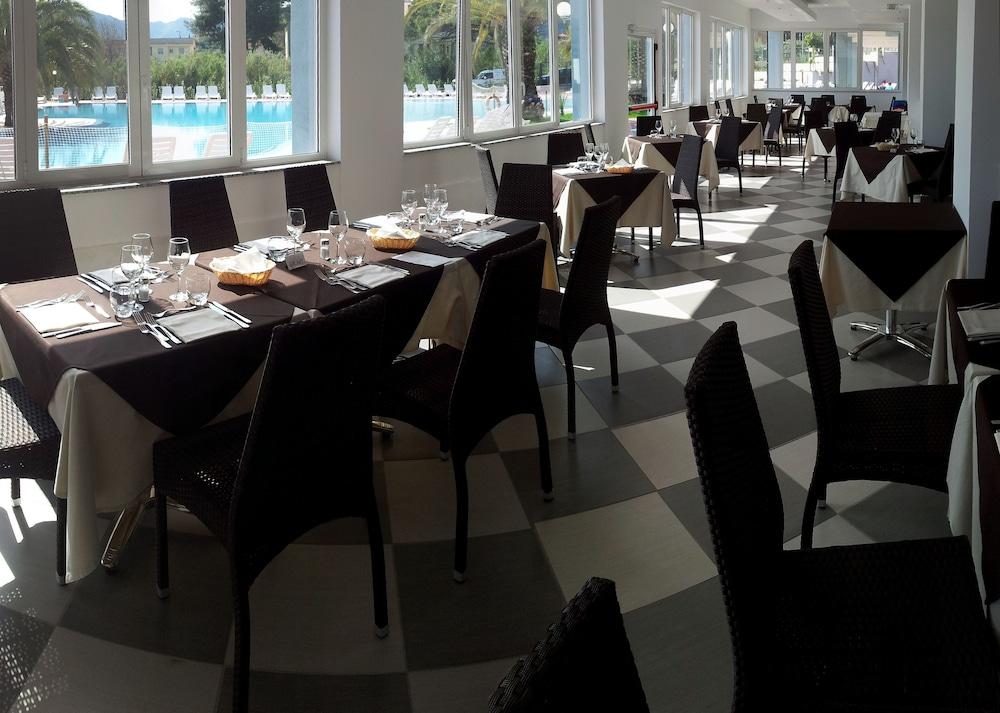 Ai Pozzi Village Hotel&Resort Loano Esterno foto