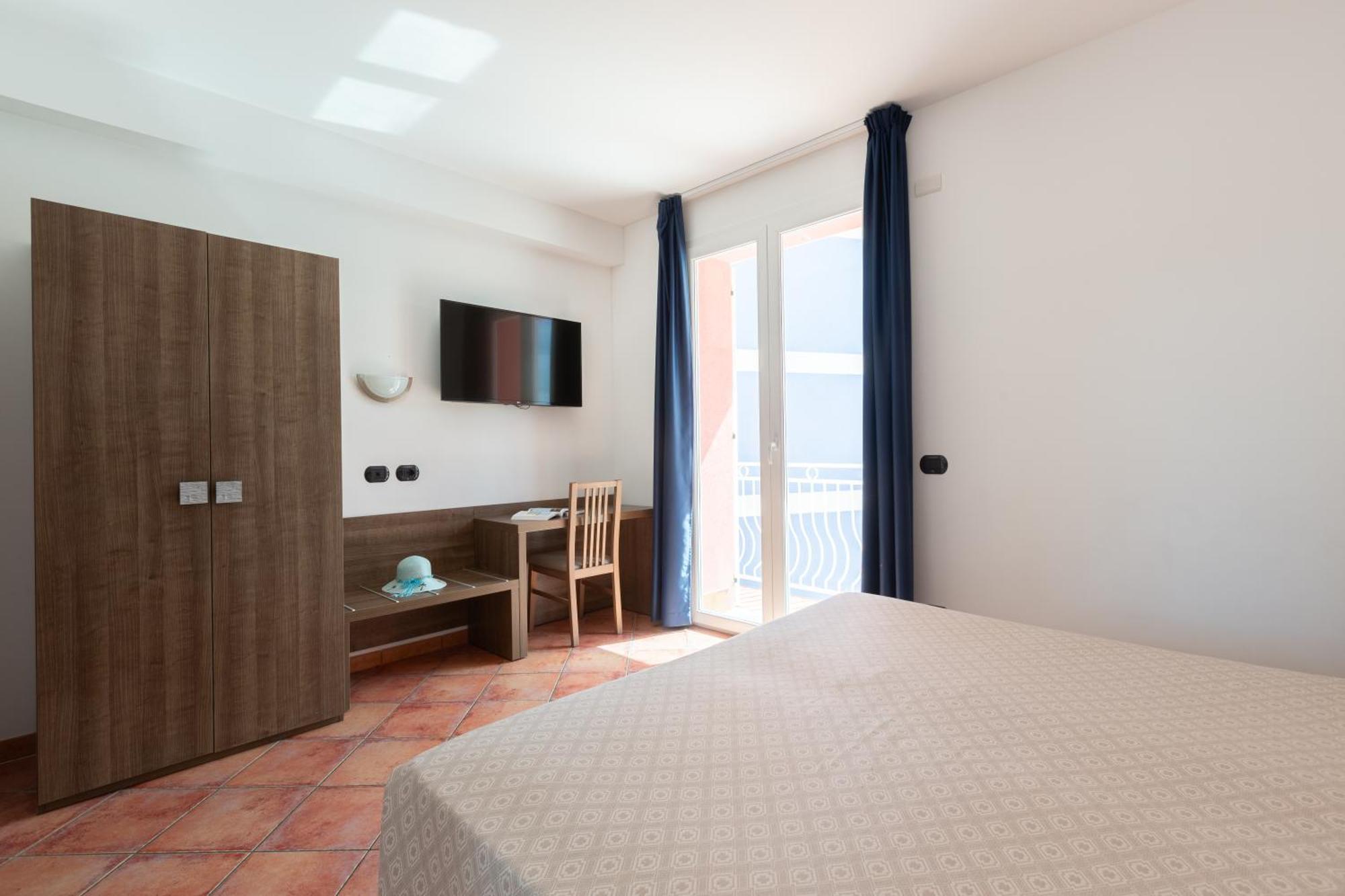 Ai Pozzi Village Hotel&Resort Loano Esterno foto