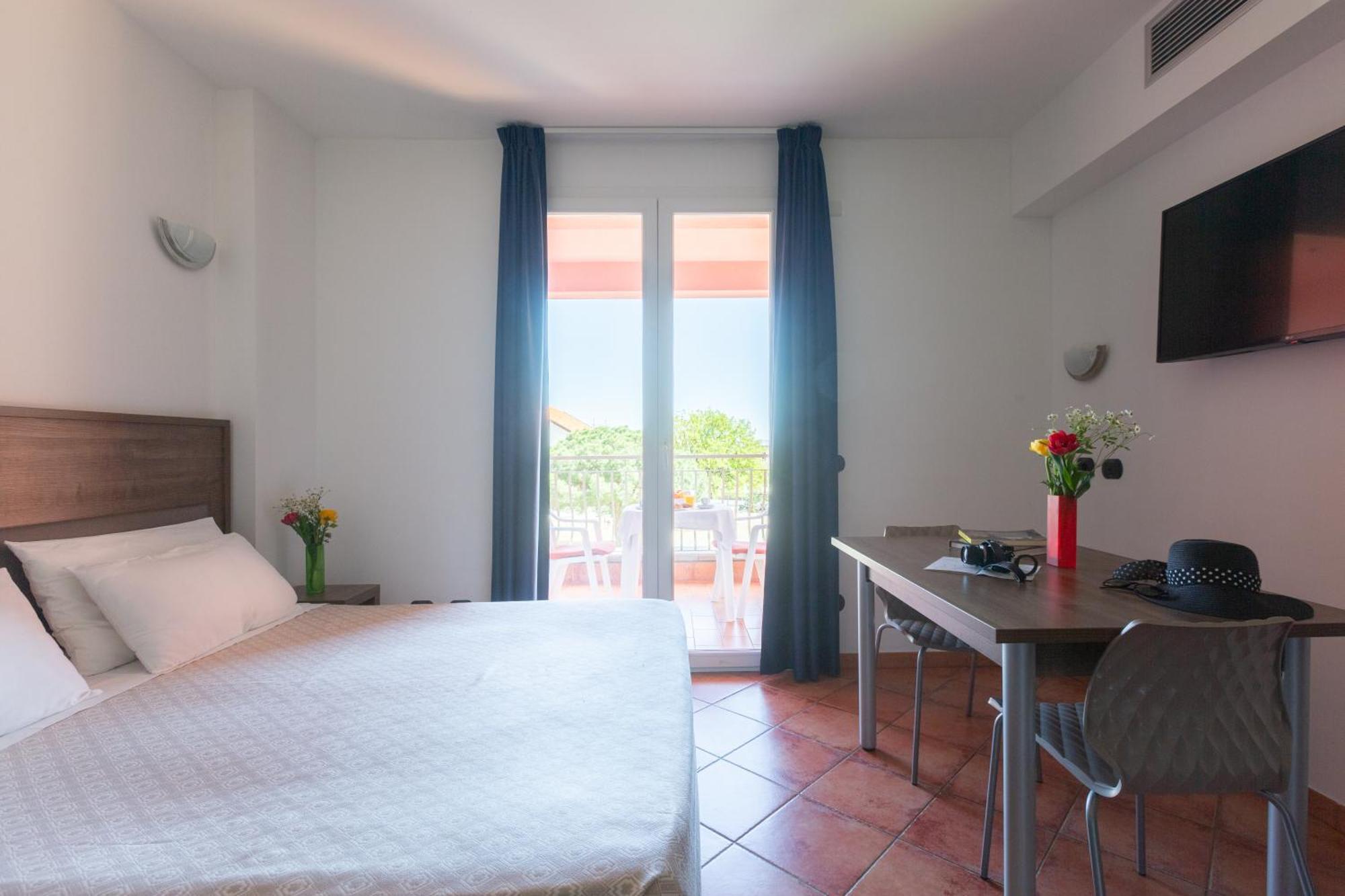 Ai Pozzi Village Hotel&Resort Loano Esterno foto