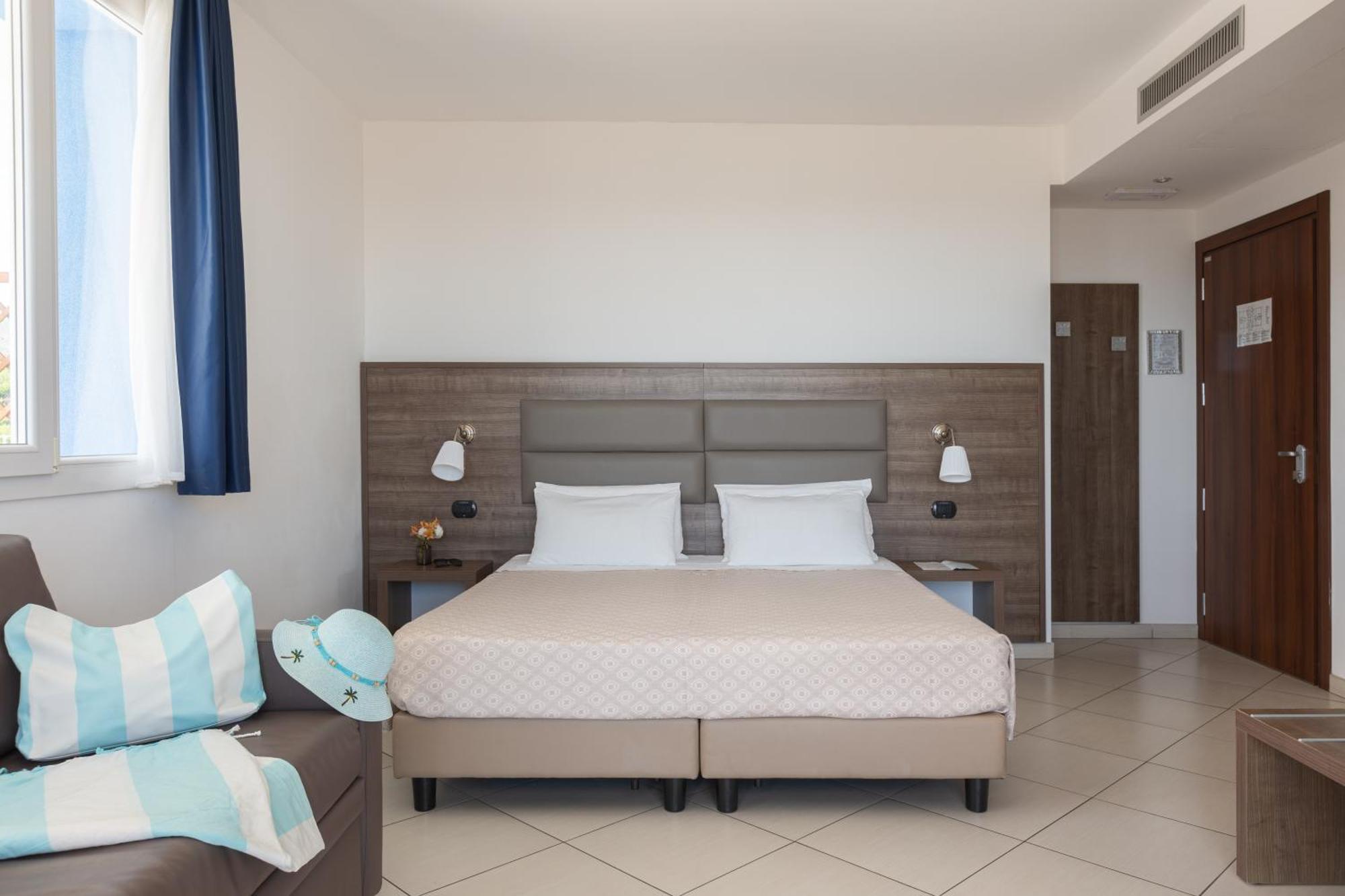 Ai Pozzi Village Hotel&Resort Loano Esterno foto